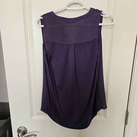 Semi-sheer Sleeveless Top - Picture 2 of 2